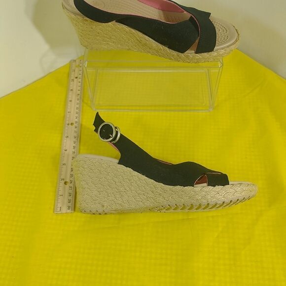 CROCS A-Leigh Black Slingback Espadrille Platform Wedge Sandals Women’s SZ 7. - Picture 3 of 11